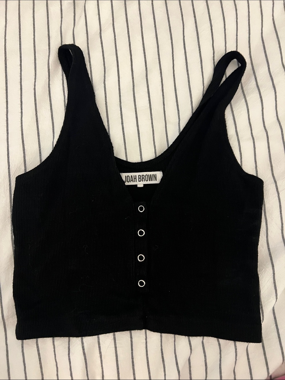 Joah Brown Black Ribbed Snap-Front Crop Tank